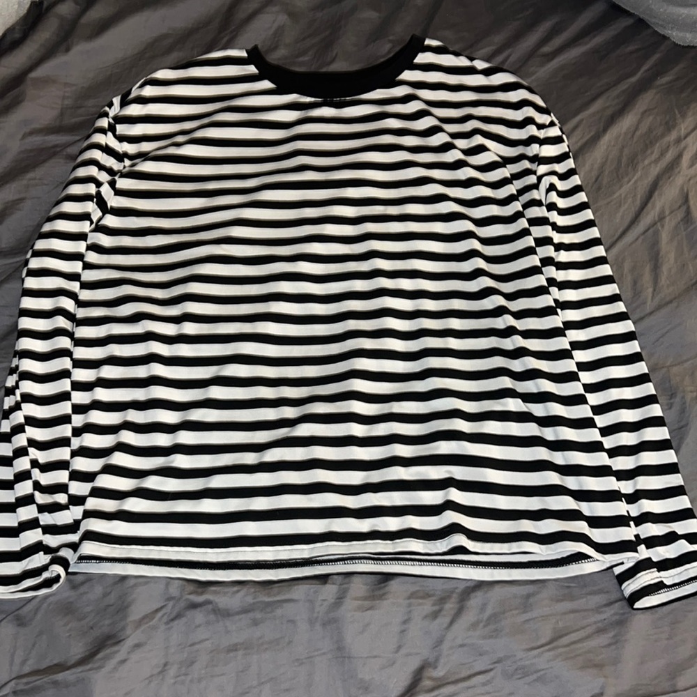 Black & White striped long sleeve
